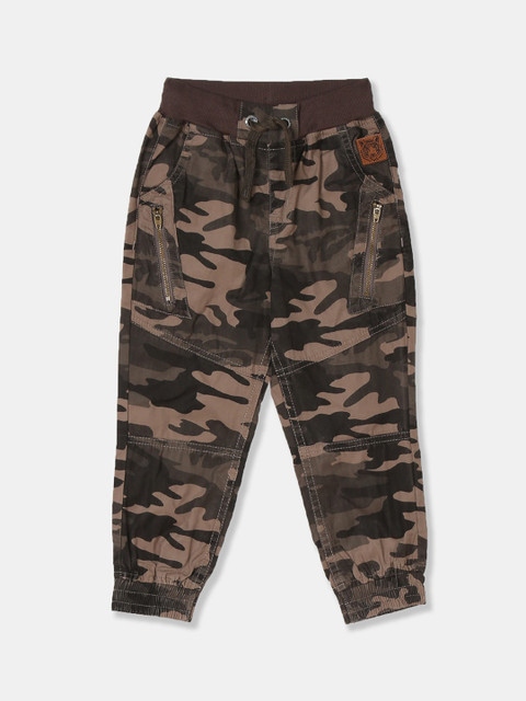 

Cherokee Boys Olive Green & Beige Regular Fit Printed Joggers