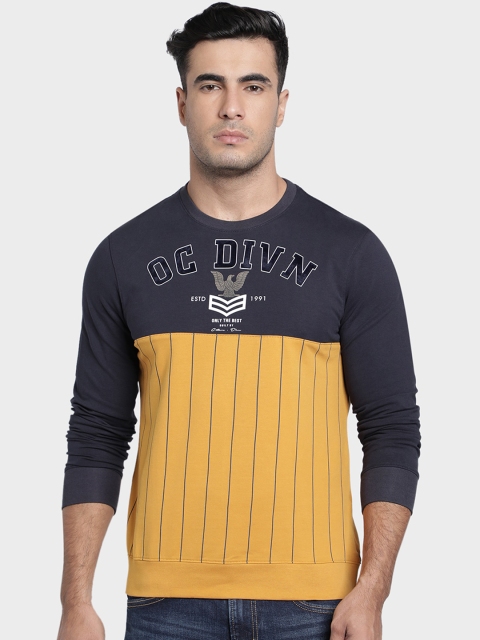 

Octave Men Yellow Striped Round Neck T-shirt