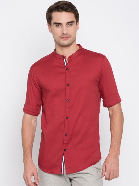 

SPYKAR Men Maroon Slim Fit Solid Casual Shirt