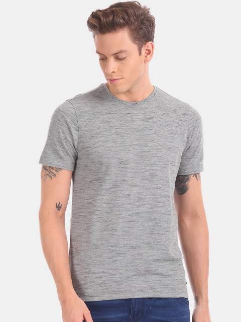 

Cherokee Men Grey Solid Round Neck T-shirt