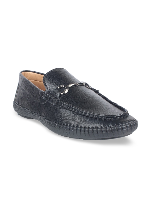 

Vardhra Men Black Loafers