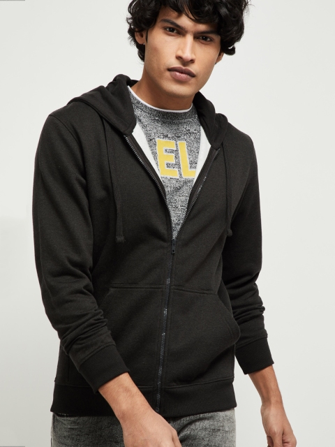 

max Men Olive Green Solid Hooded Sweatshirt
