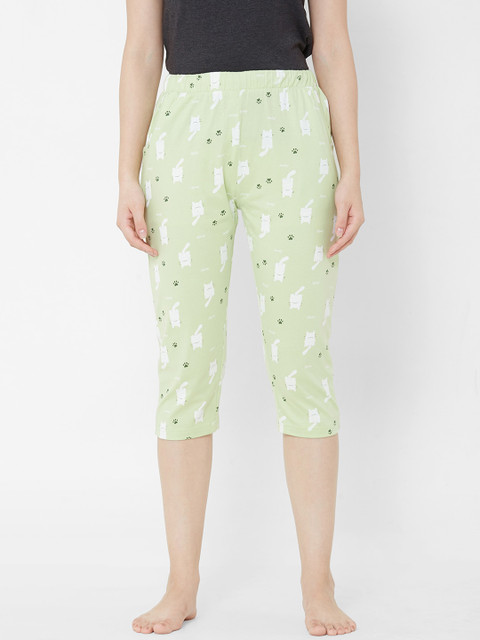

Sweet Dreams Women Green & White Printed Lounge Capris F-LLC-1189B