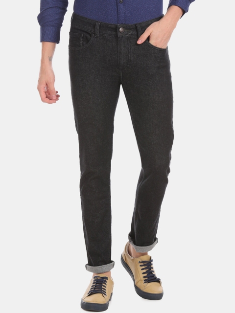 

Newport Men Black Regular Fit Mid-Rise Clean Look Jeans