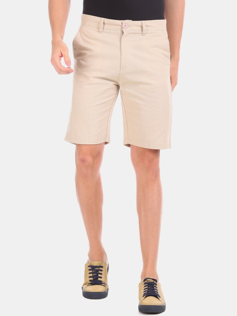 

Ruggers Men Beige Solid Regular Fit Shorts