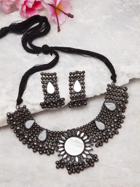 

Moedbuille Gun Metail-Toned & Silver-Toned Mirror & Ghungroo Studded Jewellery Set, Metallic