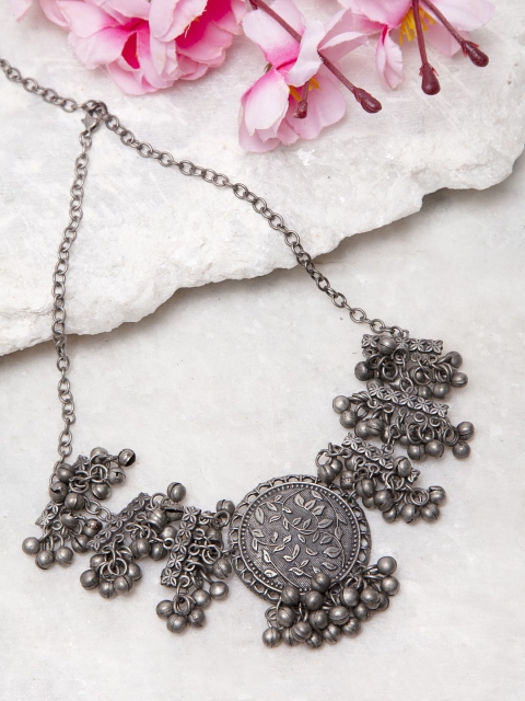 

Moedbuille Silver-Toned Handcrafted Tribal Temple Design Choker Necklace