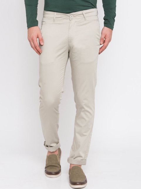 

SPYKAR Men Beige Slim Fit Solid Chinos