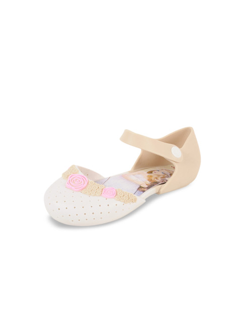 

Yellow Bee Girls White Colourblocked Rubber Ballerinas