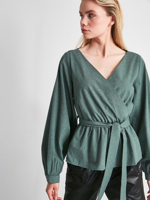 

TRENDYOL COLLECTION Women Green Solid Wrap Top