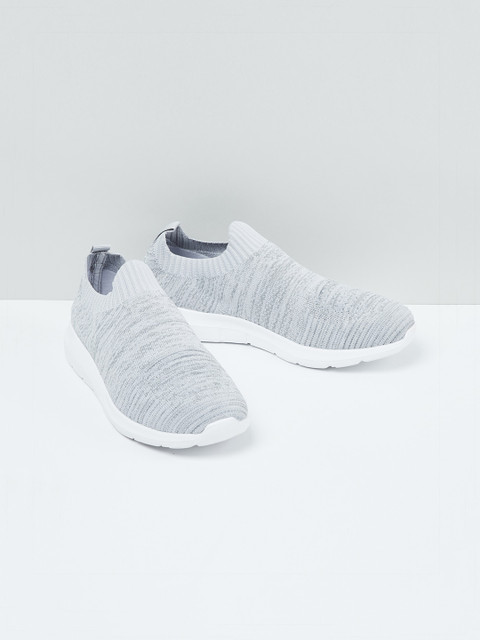

max Women Grey PU Walking Shoes