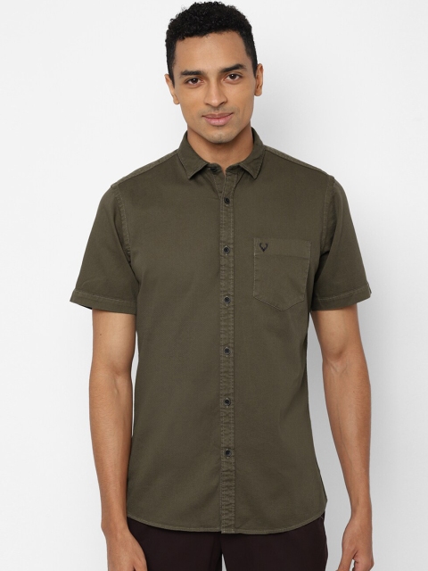 

Solly Jeans Co. Men Olive Green Regular Fit Solid Casual Shirt