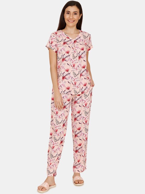 

Zivame Women Peach-Coloured & White Printed Night Suit