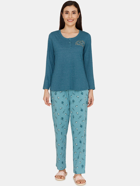 

Zivame Women Green Solid Night Suit