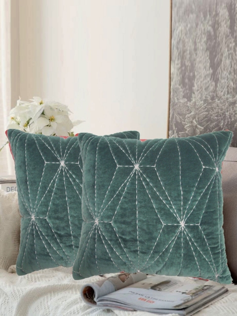 

LUXENMEAD Green Set of 2 Solid Square Cushion Covers