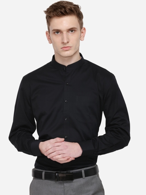 

JADE BLUE Men Black Regular Fit Solid Casual Shirt