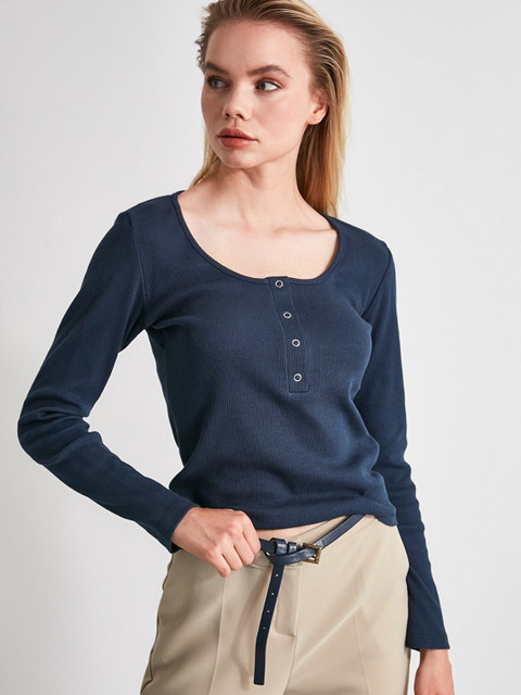 

TRENDYOL COLLECTION Women Navy Blue Solid Top
