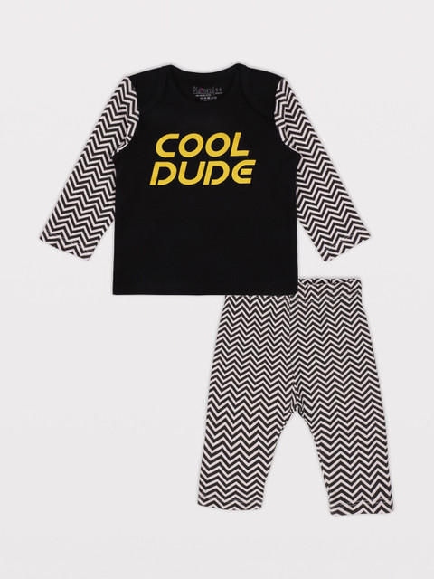 

PLAYNESS Kids Black & Off-White Printed Night Suit