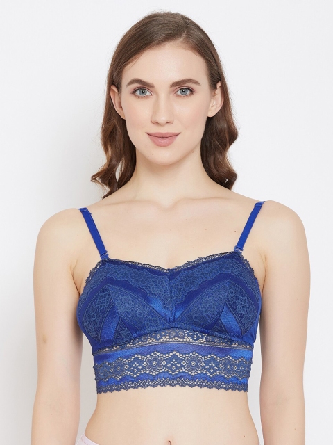 

Clovia Blue Solid Non-Wired Lightly Padded Bralette Bra BR1884P08