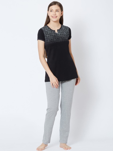 

Sweet Dreams Women Black & Grey Printed Night suit