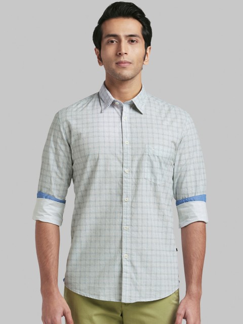 

Parx Men Grey Slim Fit Checked Casual Shirt