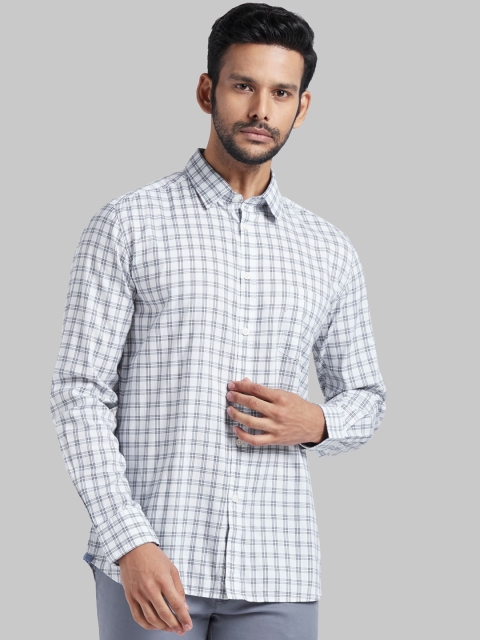 Parx Men White & Black Slim Fit Checked Casual Shirt