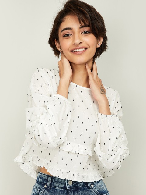 

Ginger by Lifestyle Women Off-White Printed Cinched Waist Top