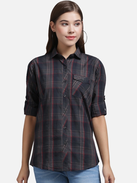 

The Dry State Women Grey & Red Regular Fit Checked Casual Shirt