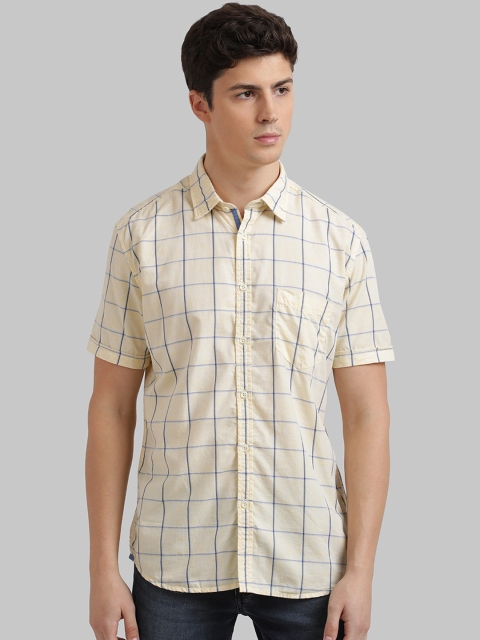 

Parx Men Yellow Slim Fit Checked Casual Shirt