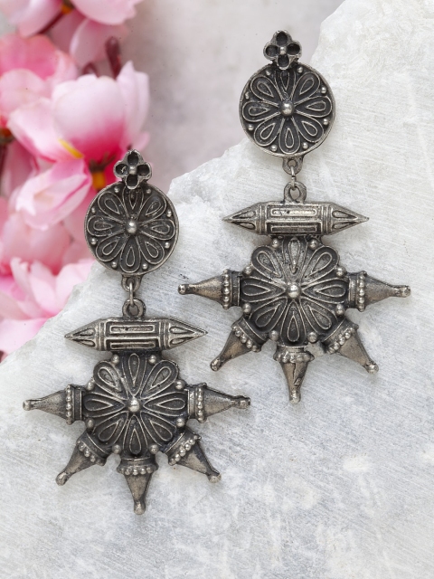 

Moedbuille Gunmetal-Toned Spiked Drop Earrings, Metallic