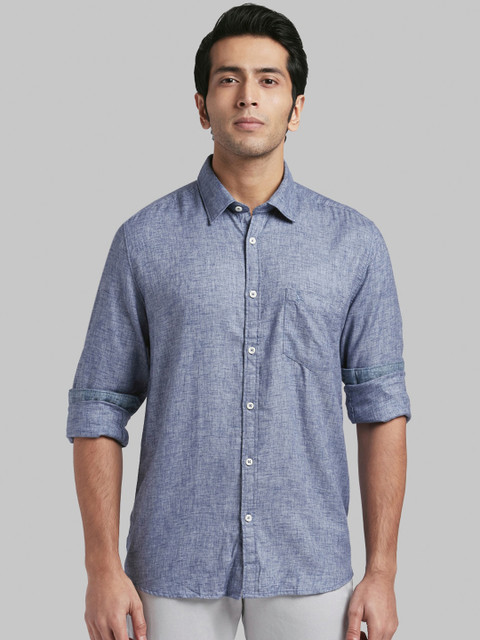

Parx Men Blue Slim Fit Solid Casual Shirt