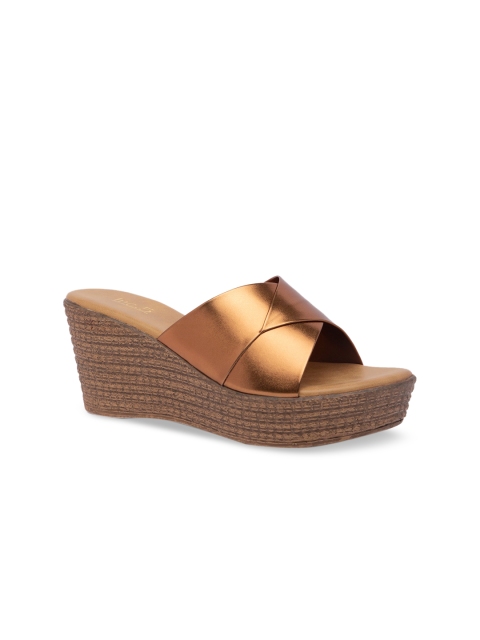 

Inc 5 Women Bronze-Toned Solid Heels