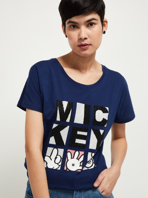 

max Women Navy Blue & White Printed Round Neck T-shirt