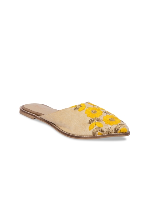 

Inc 5 Women Gold-Toned Embellished Mules
