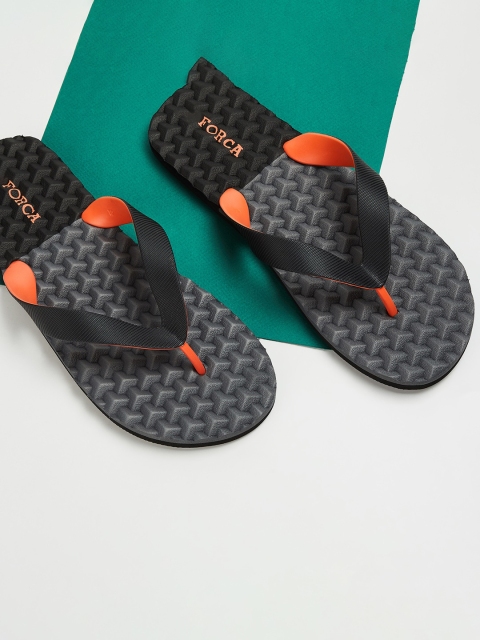 

Forca Men Grey & Black Textured Thong Flip-Flops