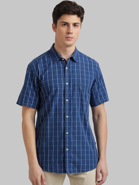 

Parx Men Blue Slim Fit Checked Casual Shirt