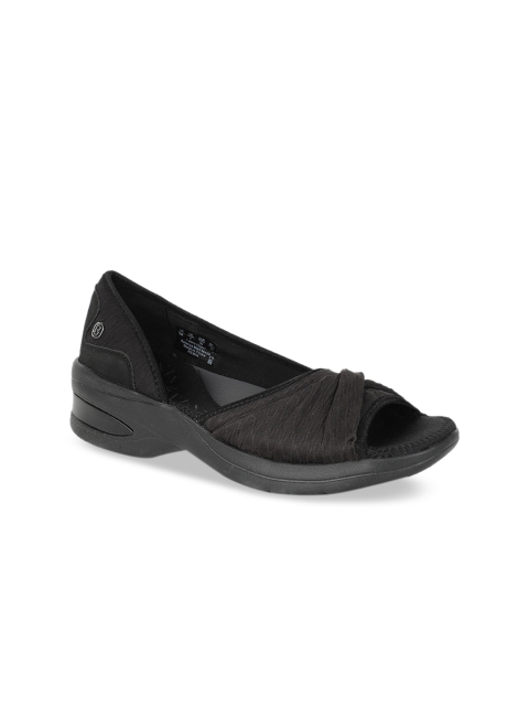 

Naturalizer Women Black Solid Slip-On Sneakers