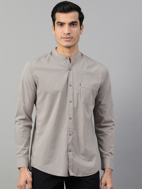 

HARSAM Men Brown Regular Fit Printed Casual Shirt