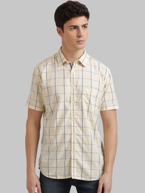 

Parx Men Yellow Slim Fit Checked Casual Shirt