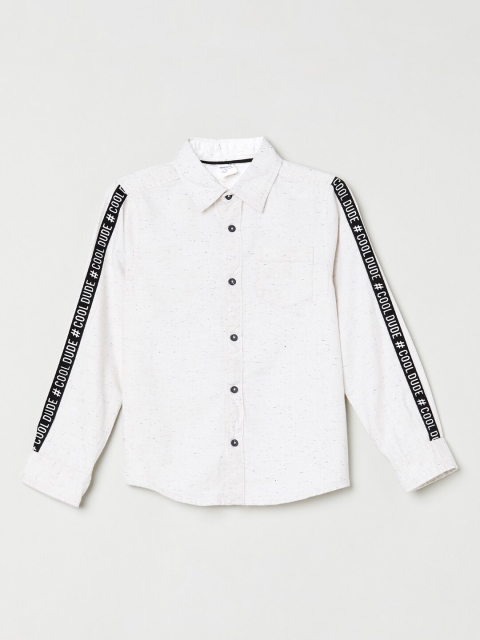 

max Boys White & Black Regular Fit Printed Casual Shirt