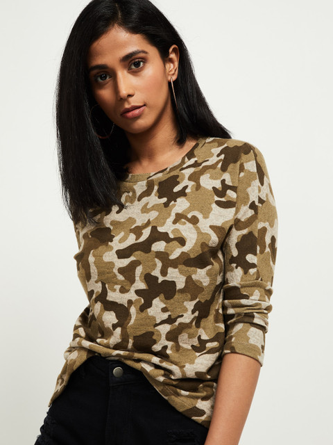 

max Women Green Camouflage Printed Round Neck T-shirt
