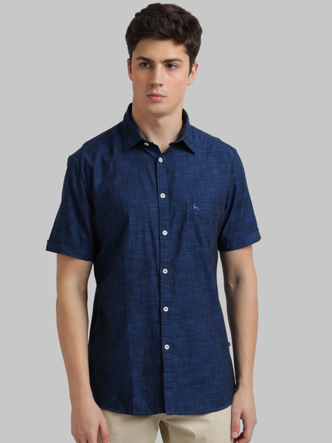 

Parx Men Navy Blue Slim Fit Checked Casual Shirt