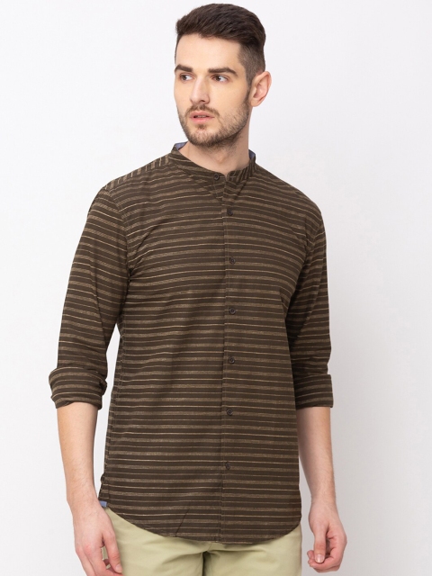 

Globus Men Brown Regular Fit Striped Casual Shirt