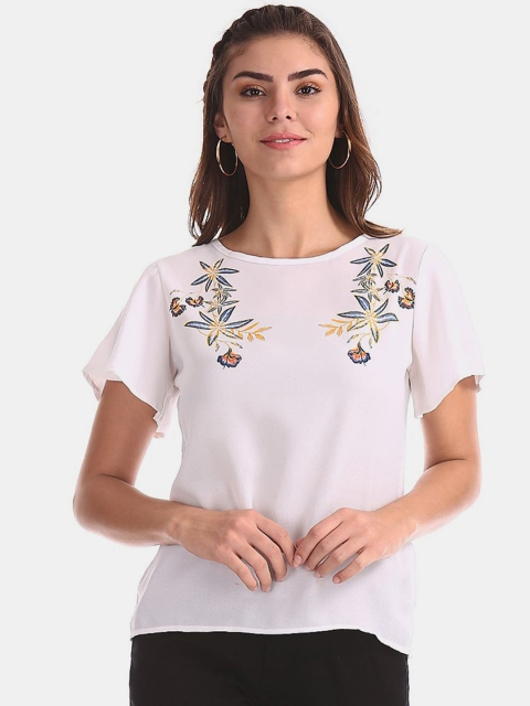

Cherokee Women Off-White & Blue Floral Print Top