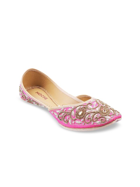 

Mochi Women Pink Embellished Mojaris