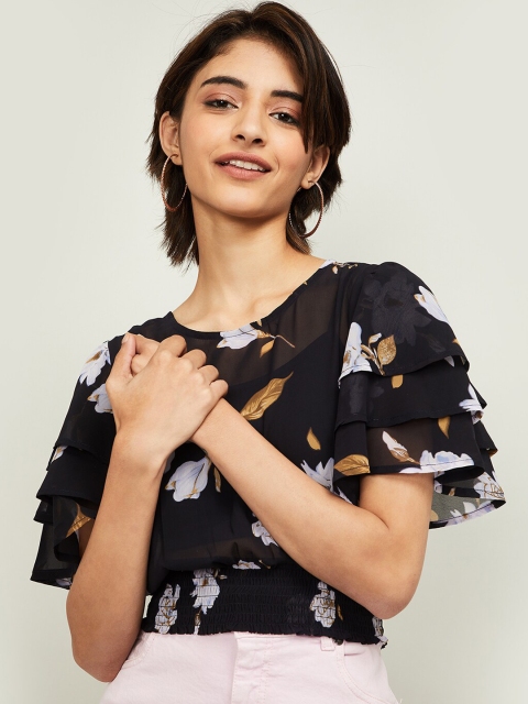 

Ginger by Lifestyle Women Black Printed Blouson Top
