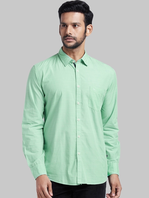 

Parx Men Green Slim Fit Solid Casual Shirt