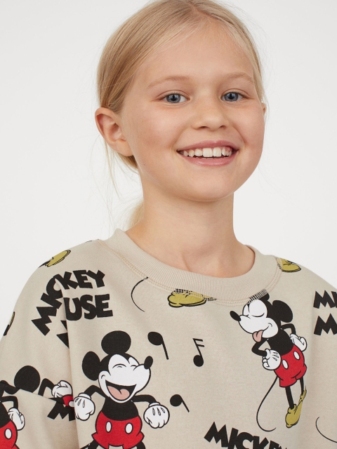 

H&M Girls Beige Printed sweatshirt