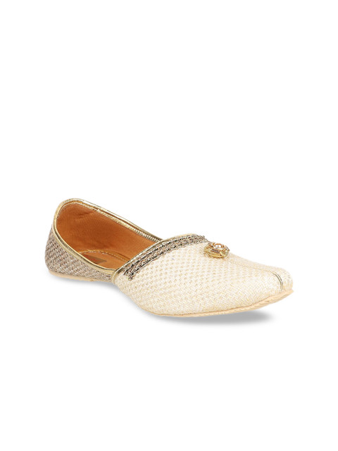 

Ta Chic Men Gold-Toned Textured Mojaris