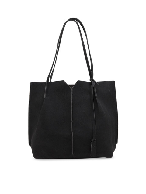 

MIO Borsa Black Solid Shoulder Bag